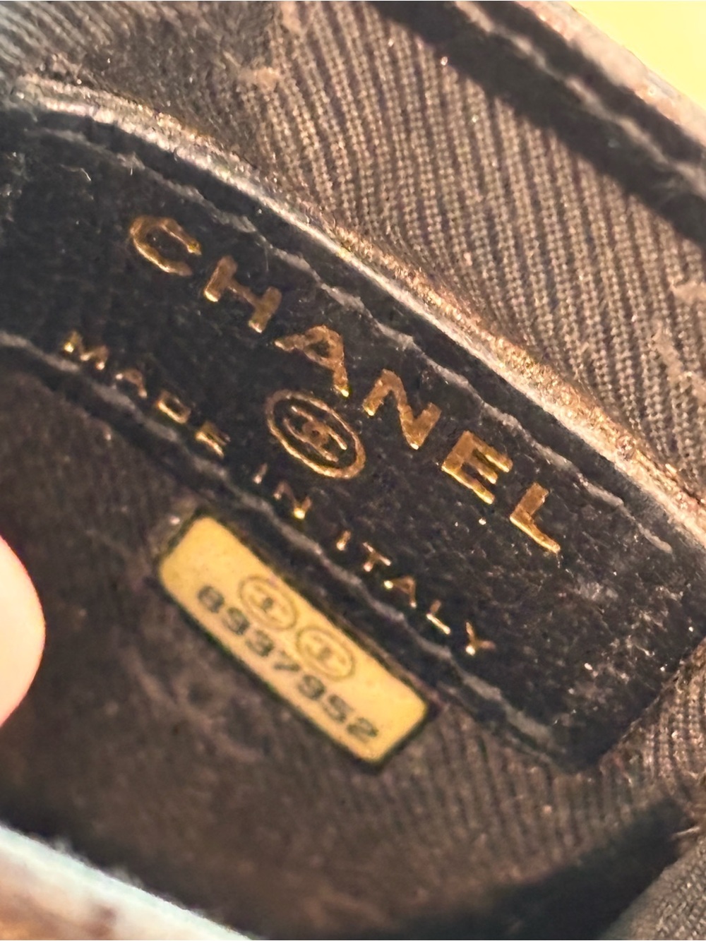 CHANEL Black Leather Vintage Y2K CC Phone Holder / Belt Accessory W/ COA - Picture 10 of 14
